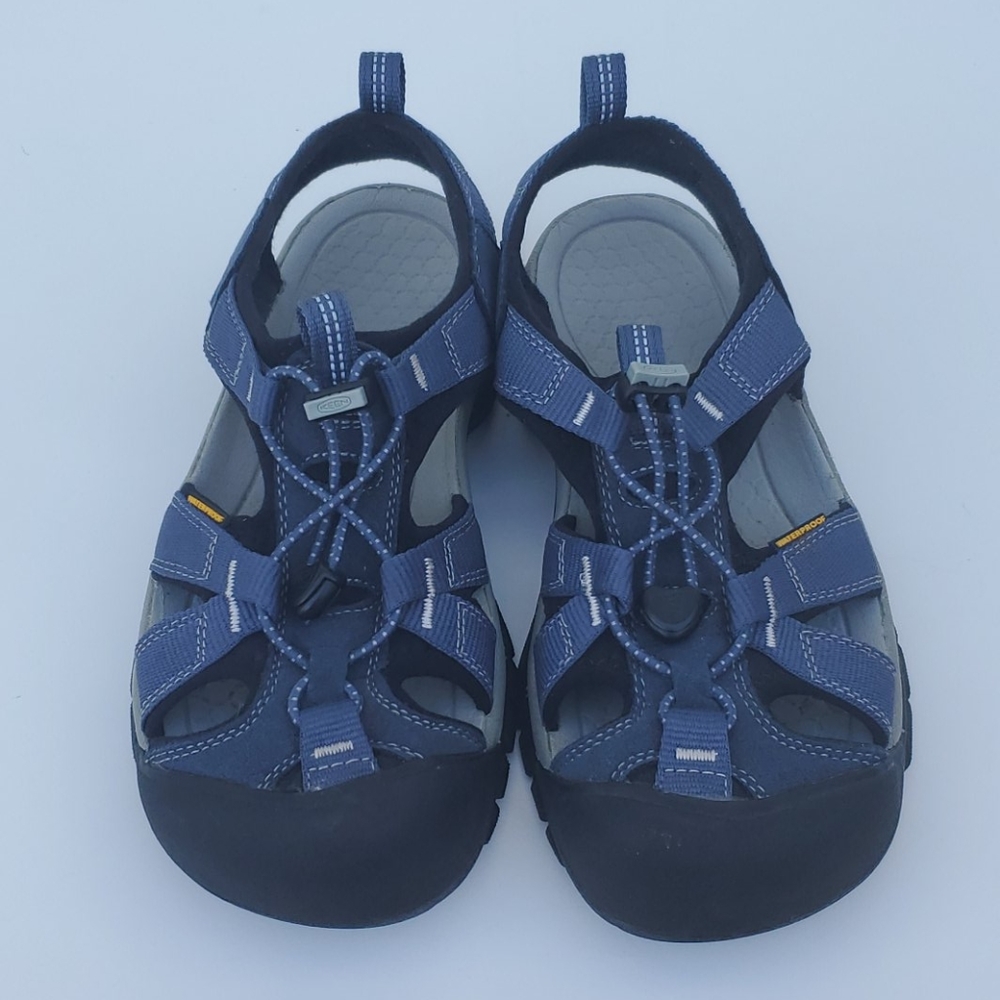 KEEN WOMEN'S NEWPORT H2 SANDALS SIZE 8